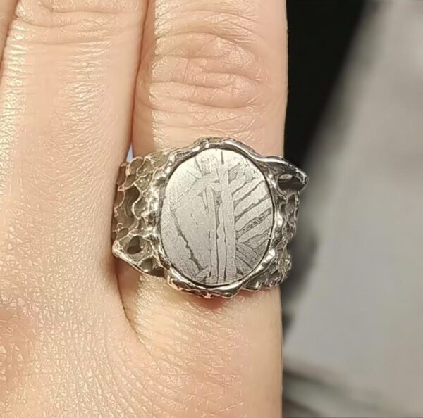 Bague Météorite – REF M12XFGH